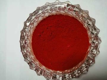 Китай Красный цвет 135 растворяющих красок и пигментов КАС 20749-68-2 для Мастербатч/растворяющего Дестуфф поставщик